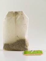 get rid of puffy eyes with tea bags